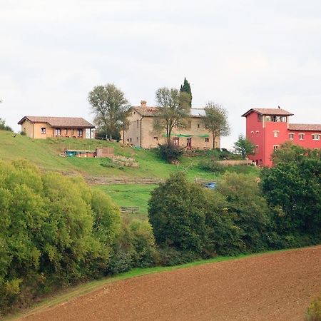 Azienda Agrituristica Il Sarale Villa Montone  Eksteriør billede