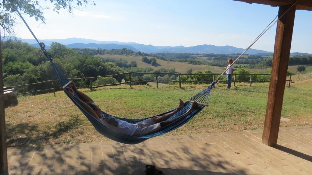 Azienda Agrituristica Il Sarale Villa Montone  Værelse billede